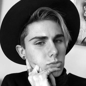 Meet your Posher, Jay